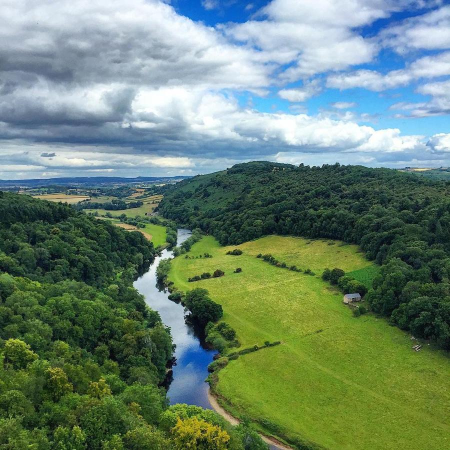 Glewstone Court Country House Hotel Ross-on-Wye 외부 사진